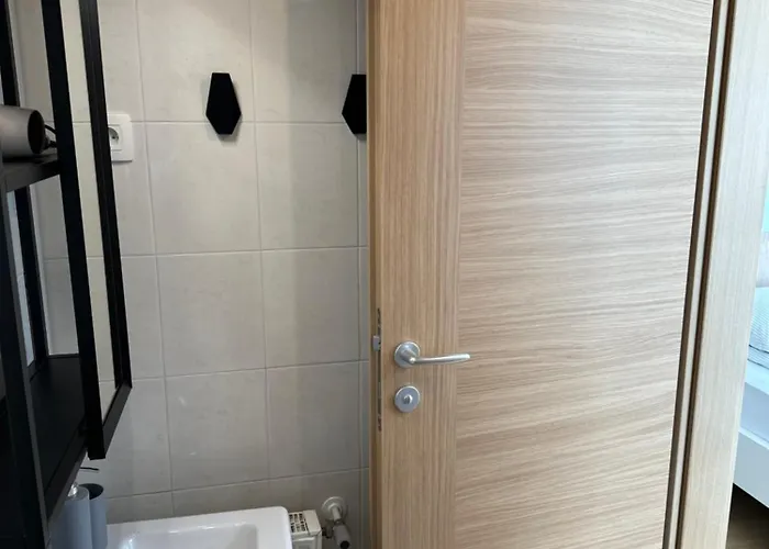 شقة Vidic بليد